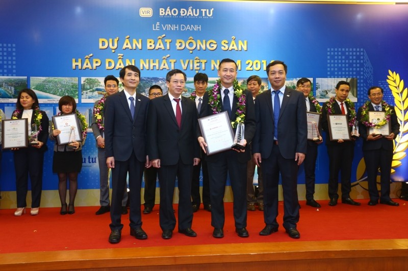 Tôn vinh và giao lưu với chủ đầu tư các dự án bất động sản hấp dẫn nhất Việt Nam 2016 ảnh 13